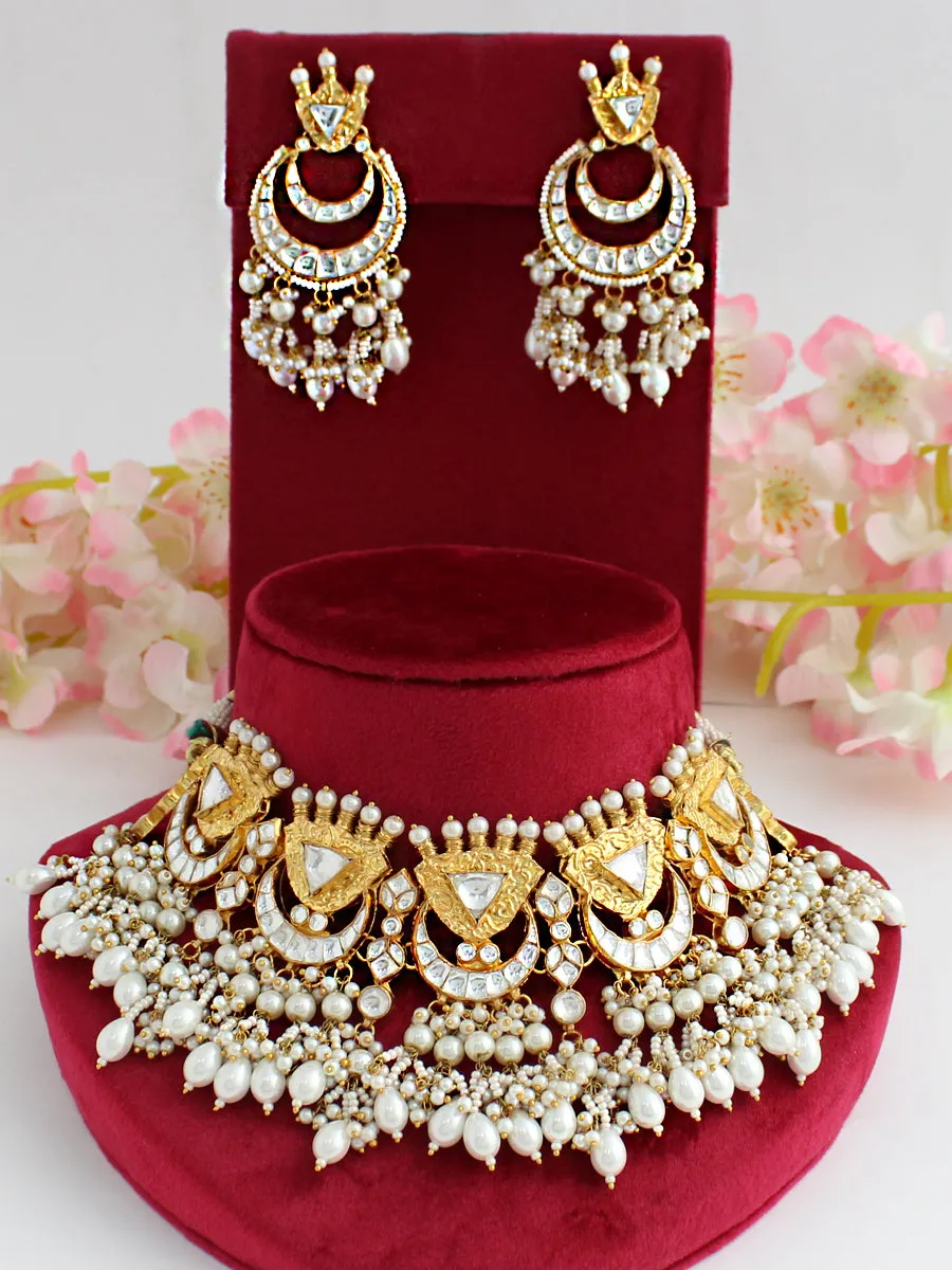 Abhika Necklace Set