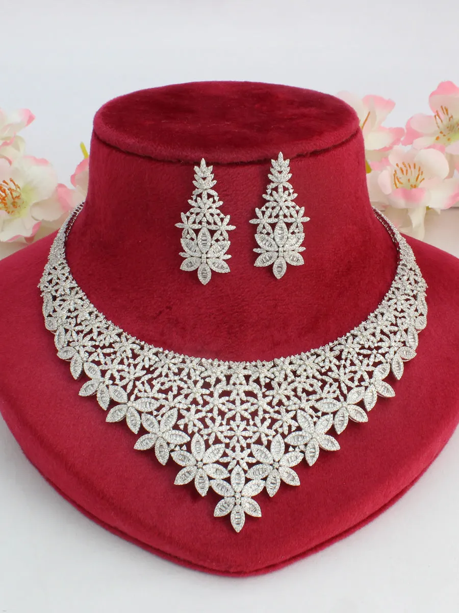 Alissa Bib Necklace Set