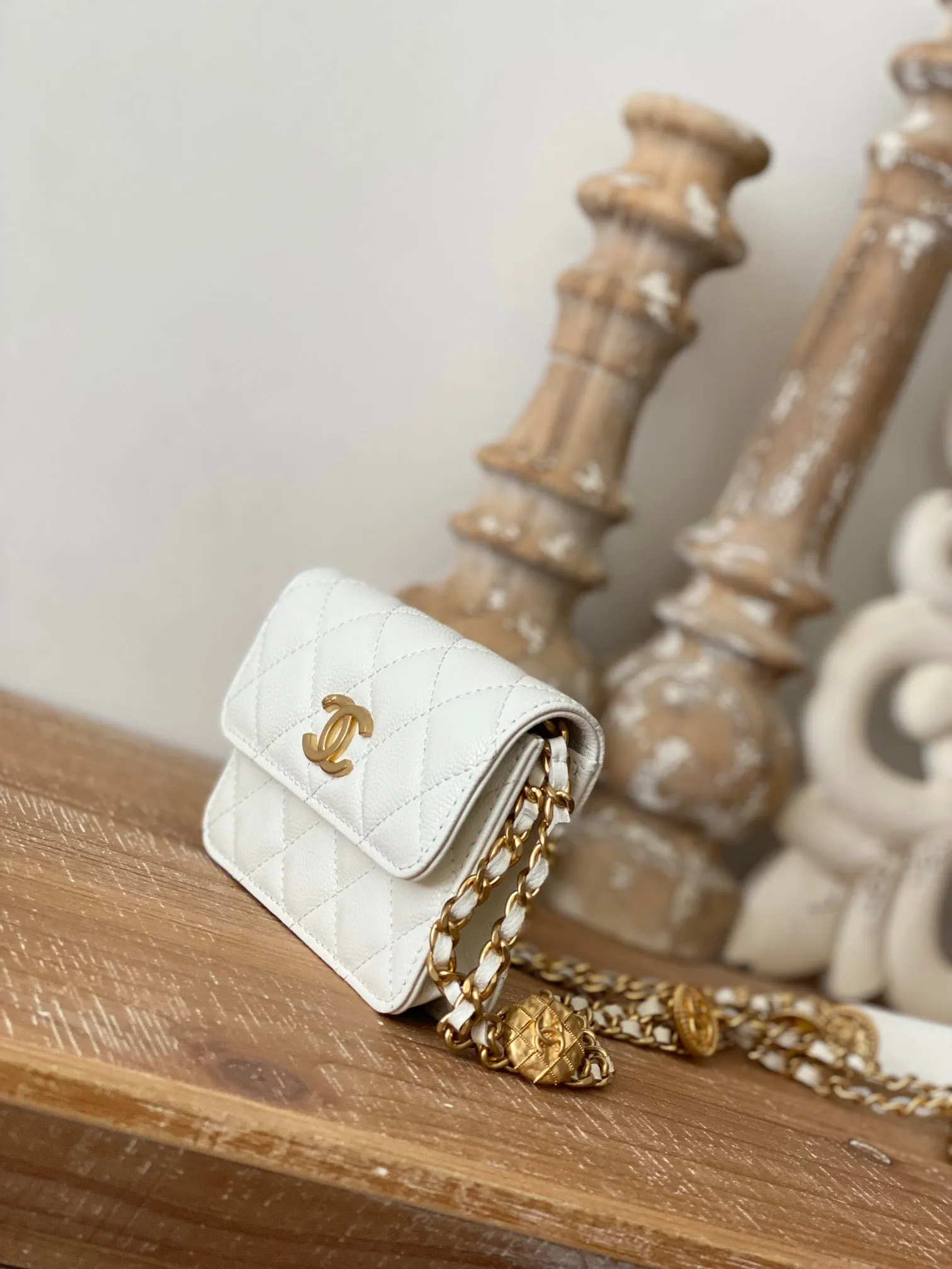 CHL Clutch With Chain White For Women, Women&#8217;s Bags 4.8in/12.3cm