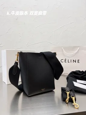 CL099 Sangle Small Bucket Bag / 7 x 10 x 5 IN