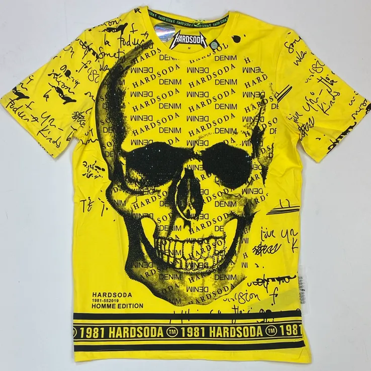 Hard Soda- studded skull ss tee (yellow)