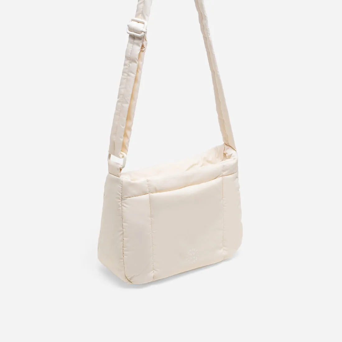 Jeju Large Shoulder Bag