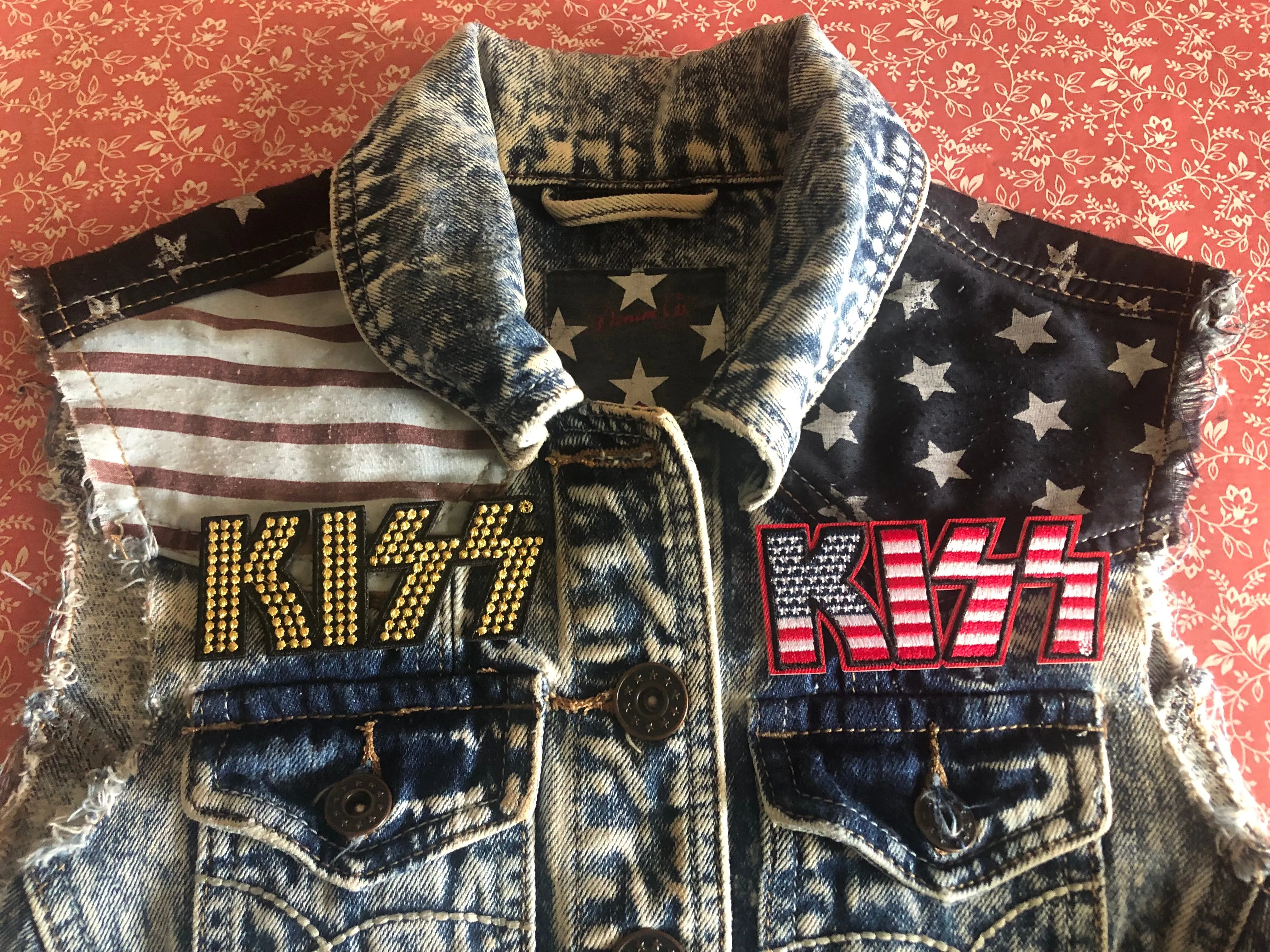 KISS Stars 'n' Stripes Denim Cut-Off Patch Jacket Love Gun Destroyer