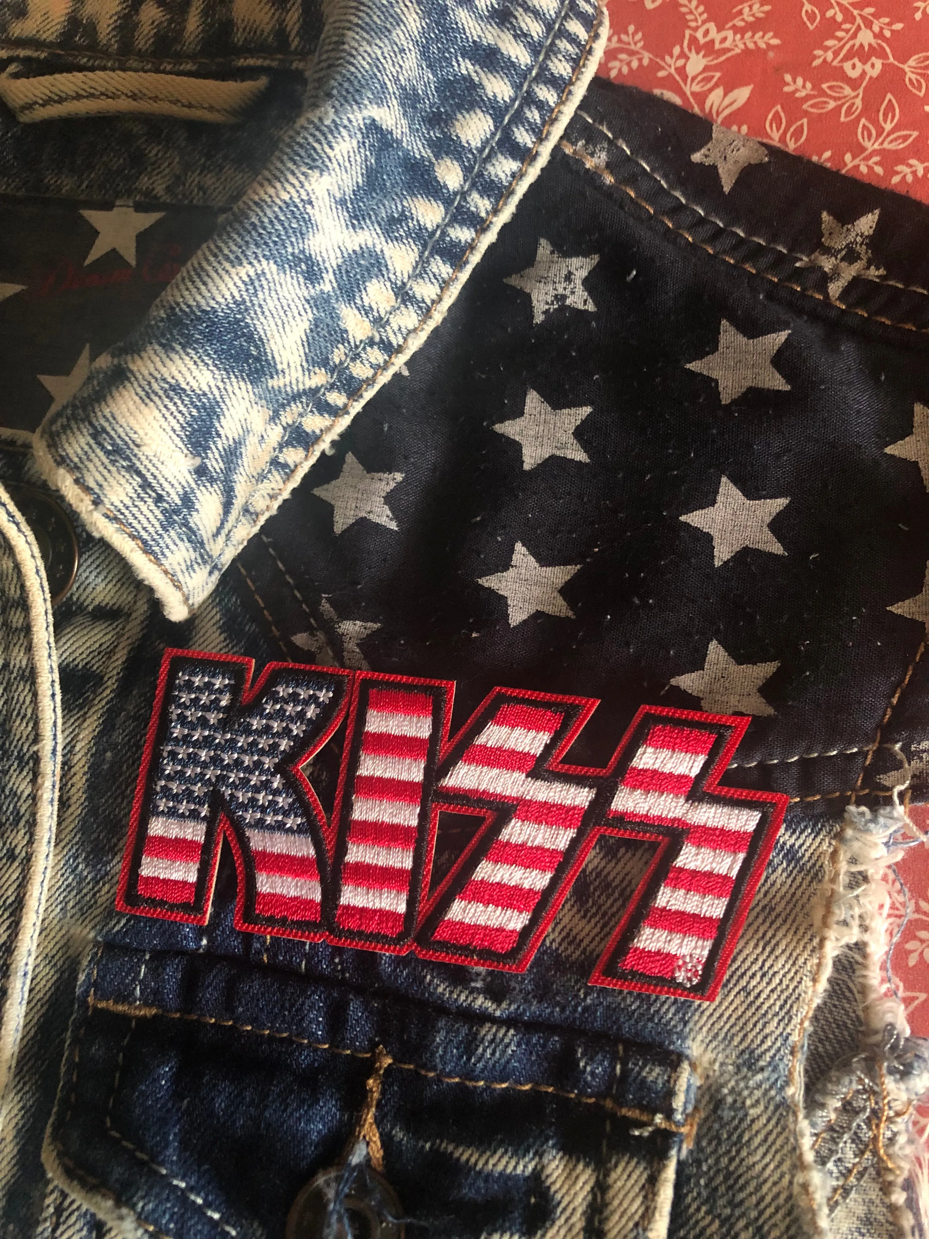 KISS Stars 'n' Stripes Denim Cut-Off Patch Jacket Love Gun Destroyer