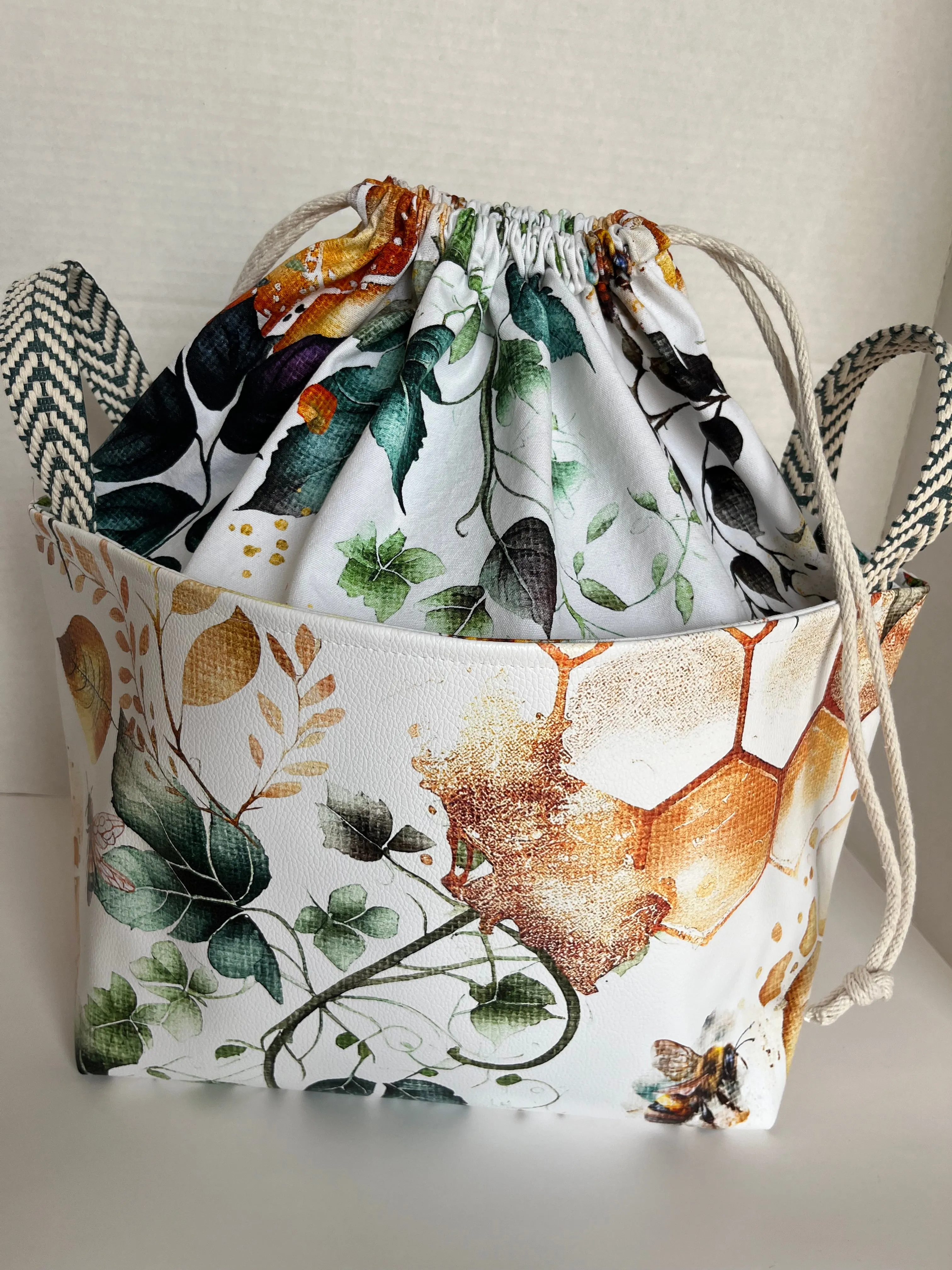 Large Print Honey Bees and Flowers Vinyl Storage Bucket, Project Bag