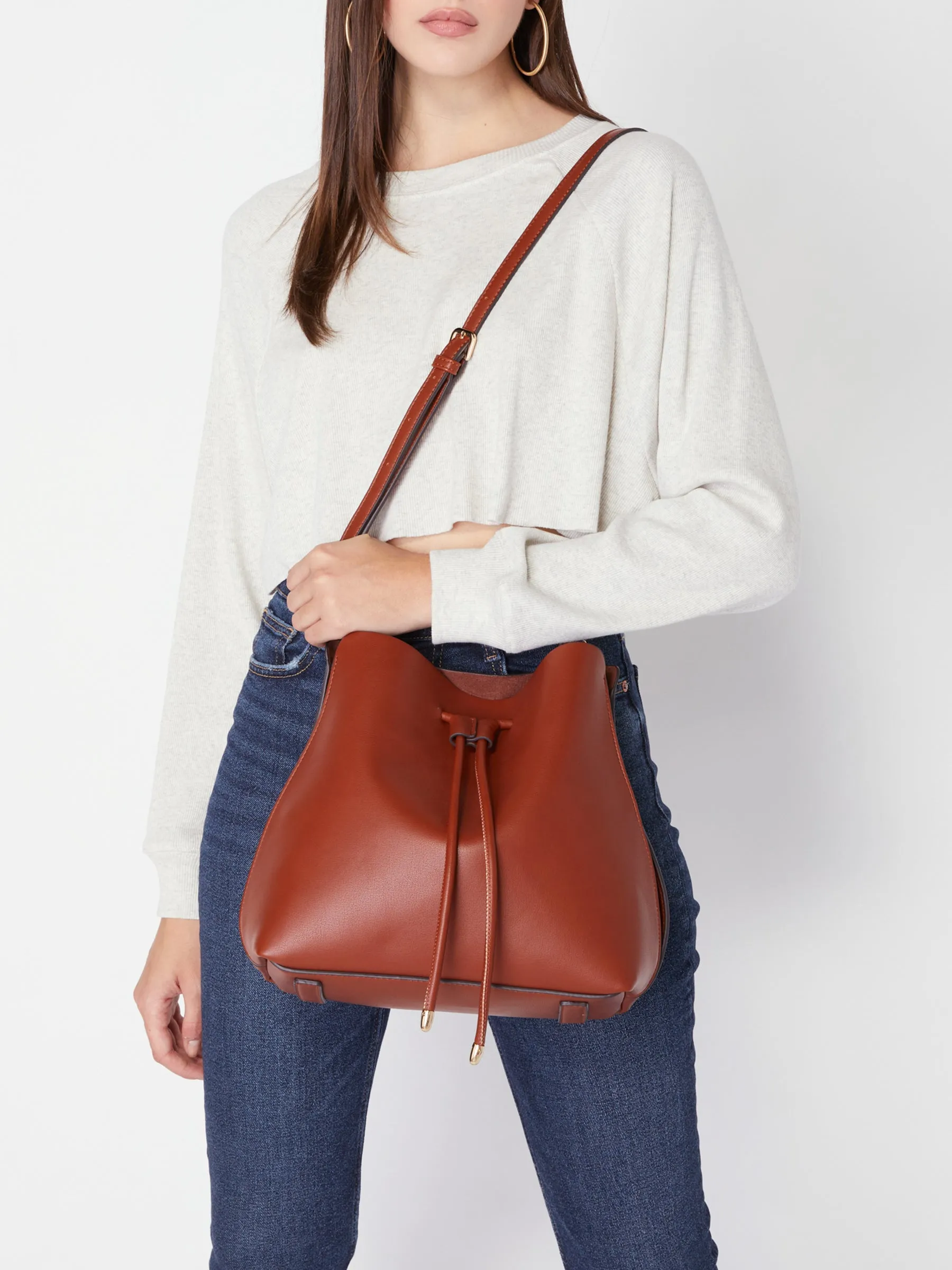 Leia Bucket Bag