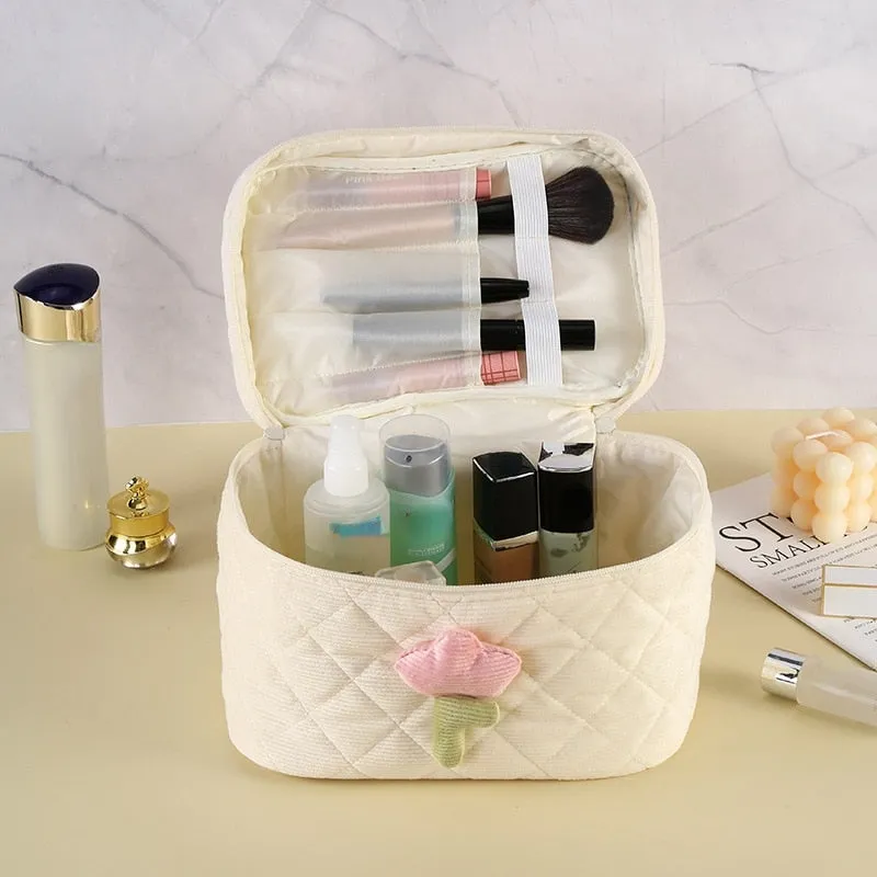 Plush Tulip Make-Up Case