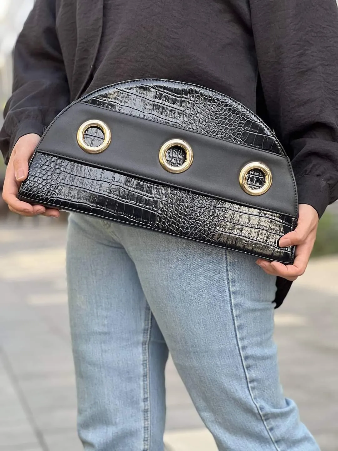 ROUND CLUTCH BAG LEATHER