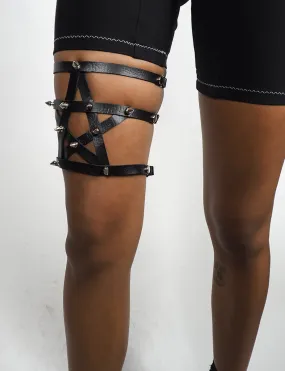 STUDDED STAR LEG HARNESS